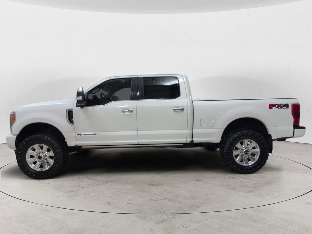 Used 2017 Ford F250 Platinum w/ Platinum Ultimate Package image 2