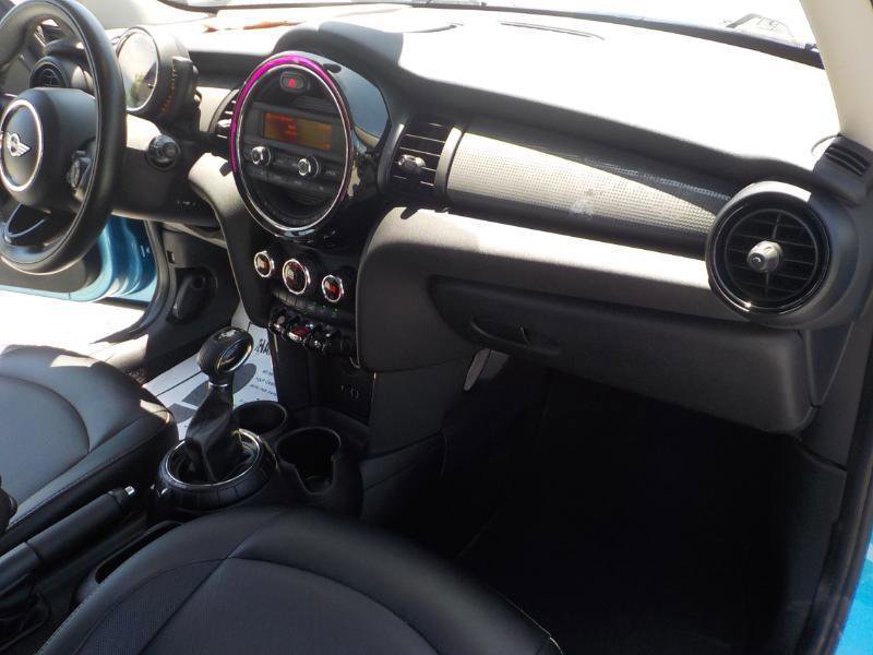 Used 2016 MINI Cooper 2-Door Hardtop image 21