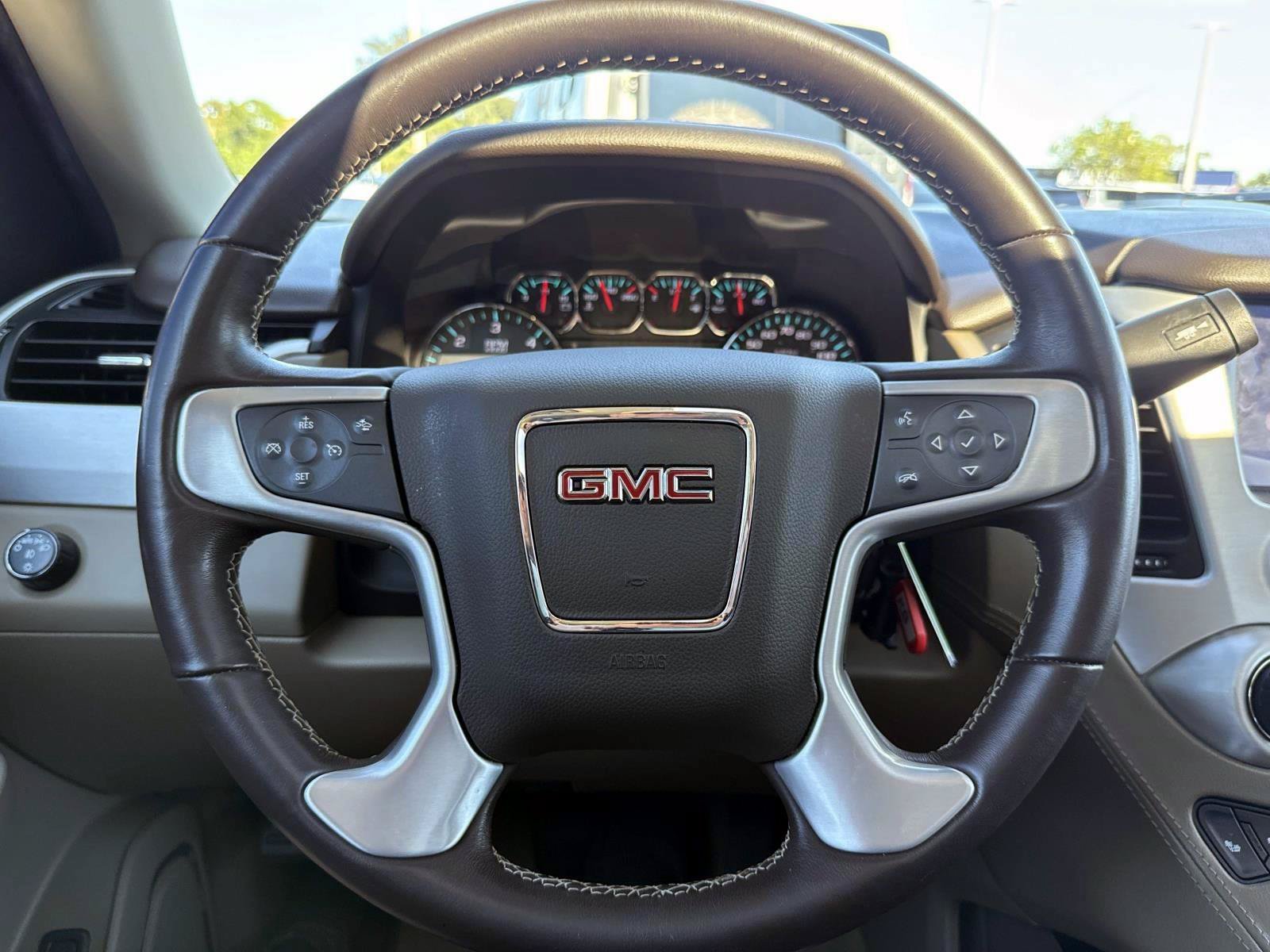 Used 2020 GMC Yukon SLT RWD image 29