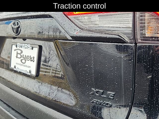 Used 2021 Toyota RAV4 XLE w/ Convenience Package image 15