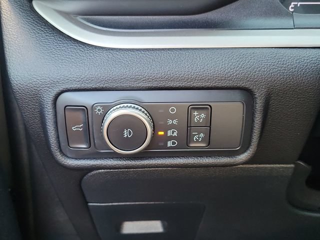 Used 2021 Ford Explorer XLT w/ Equipment Group 202A RWD image 12