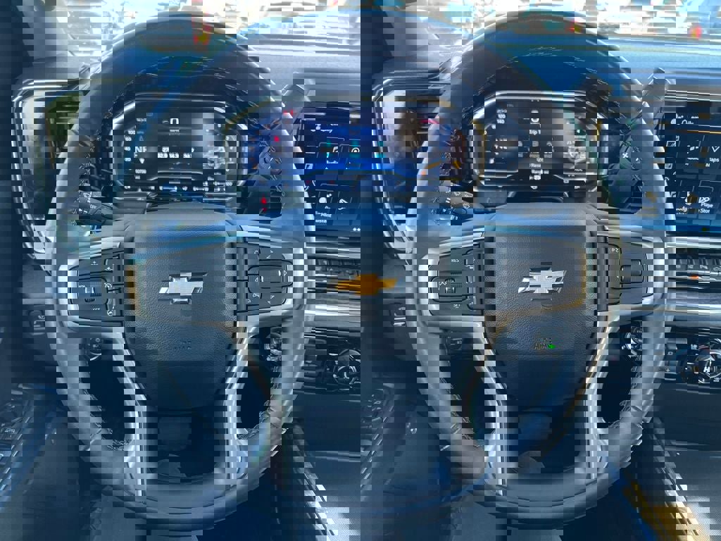 Used 2024 Chevrolet Silverado 2500 LTZ w/ LTZ Premium Package image 12