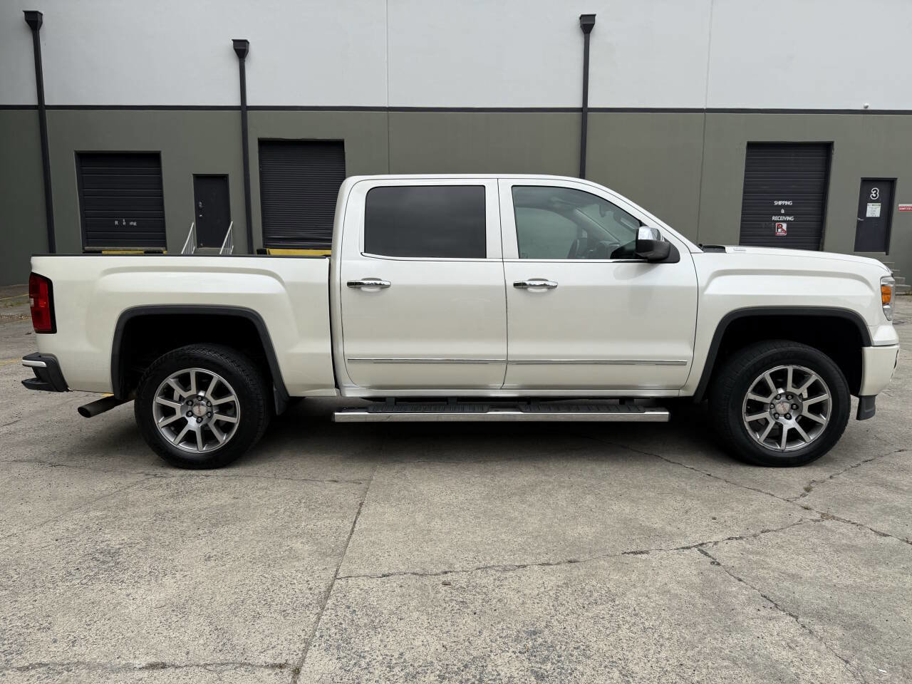 Used 2014 GMC Sierra 1500 Denali image 6