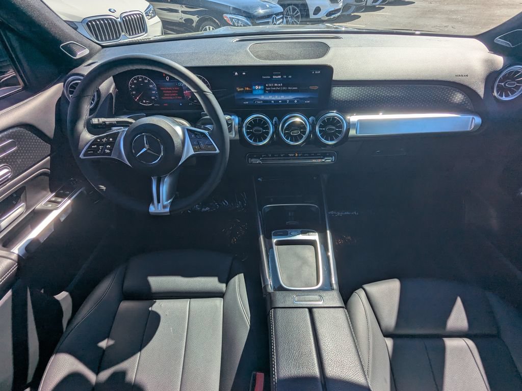Certified 2024 Mercedes-Benz GLB 250 4MATIC image 2
