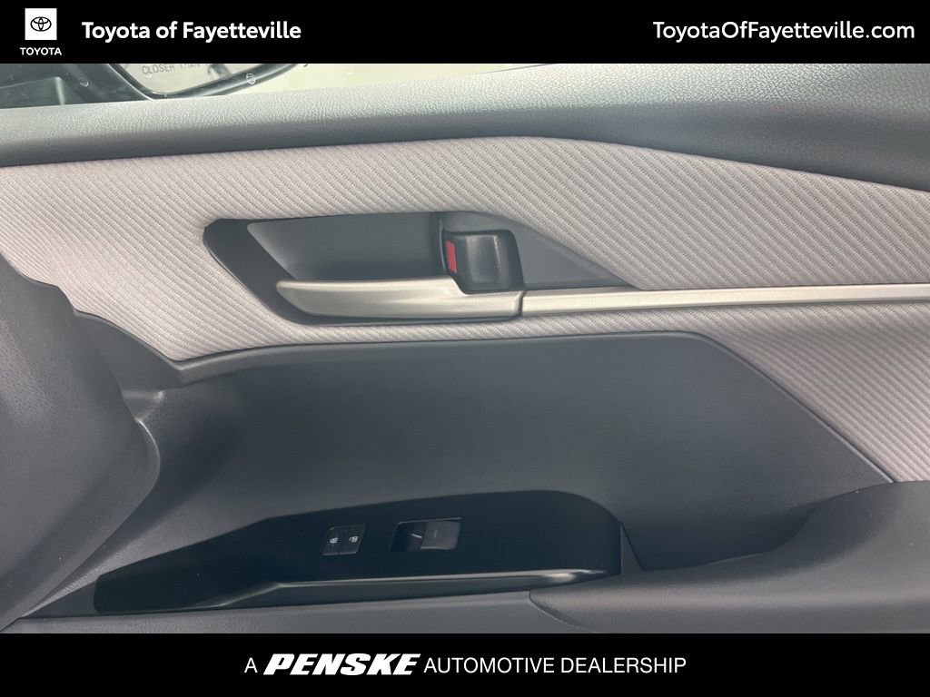 New 2026 Toyota Camry SE FWD image 9