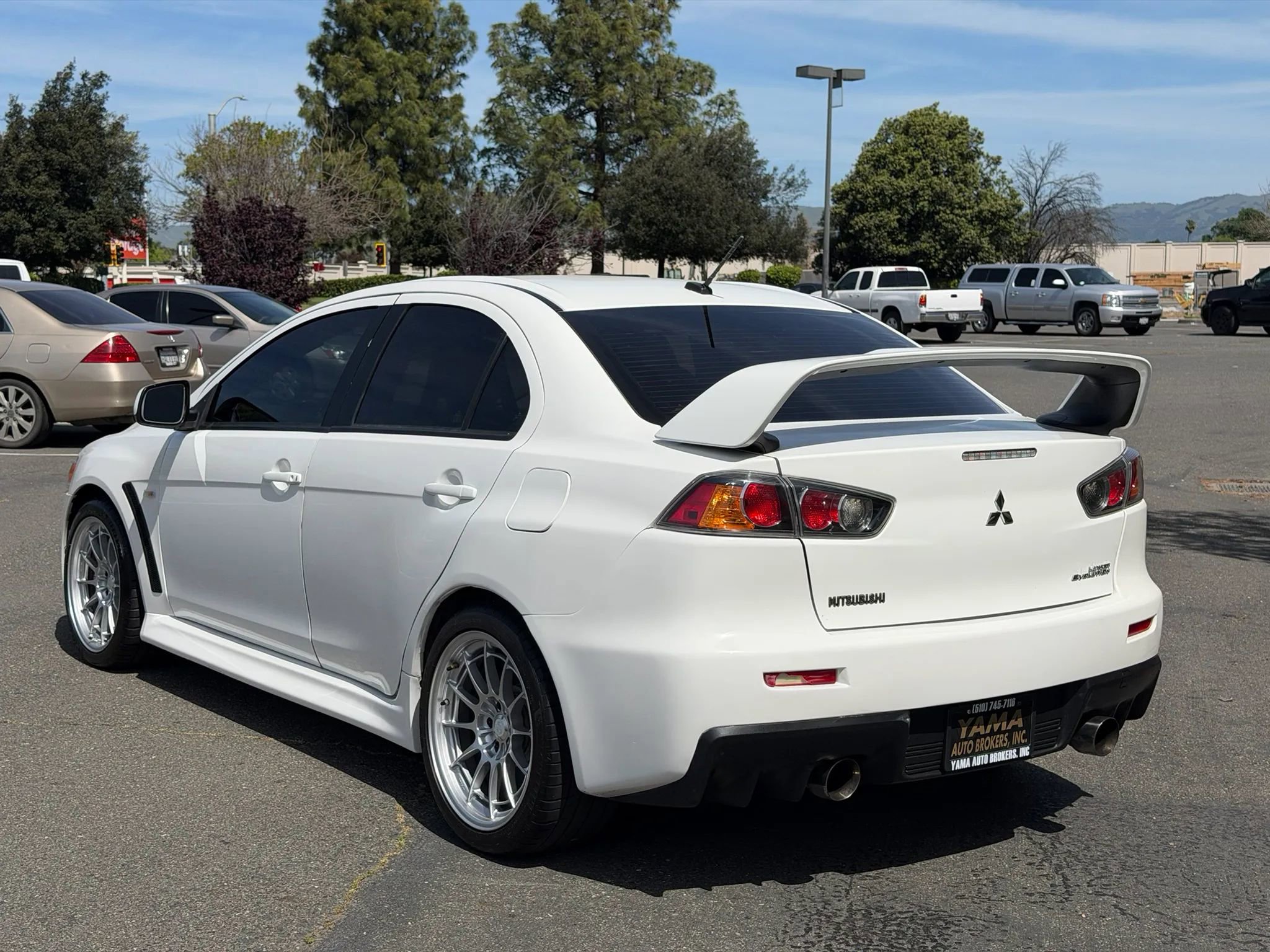 Used 2013 Mitsubishi Lancer Evolution GSR image 3