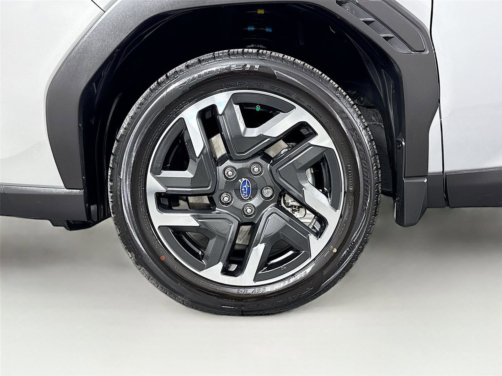 Used 2025 Subaru Forester Limited image 46