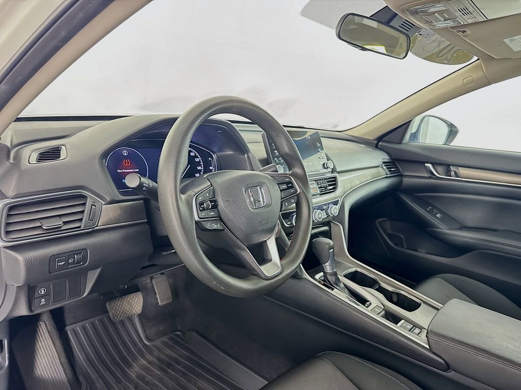 Used 2019 Honda Accord LX image 14