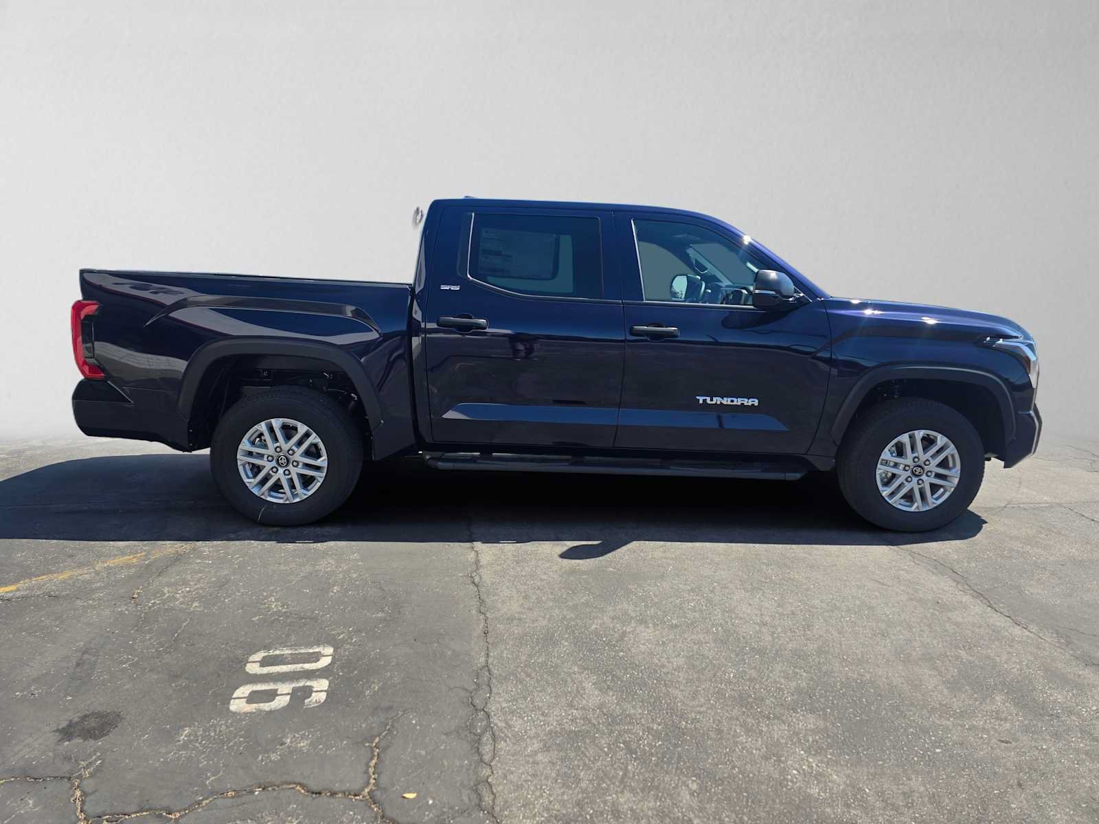 New 2026 Toyota Tundra SR5 w/ SR5 Convenience Package AWD/4WD image 2