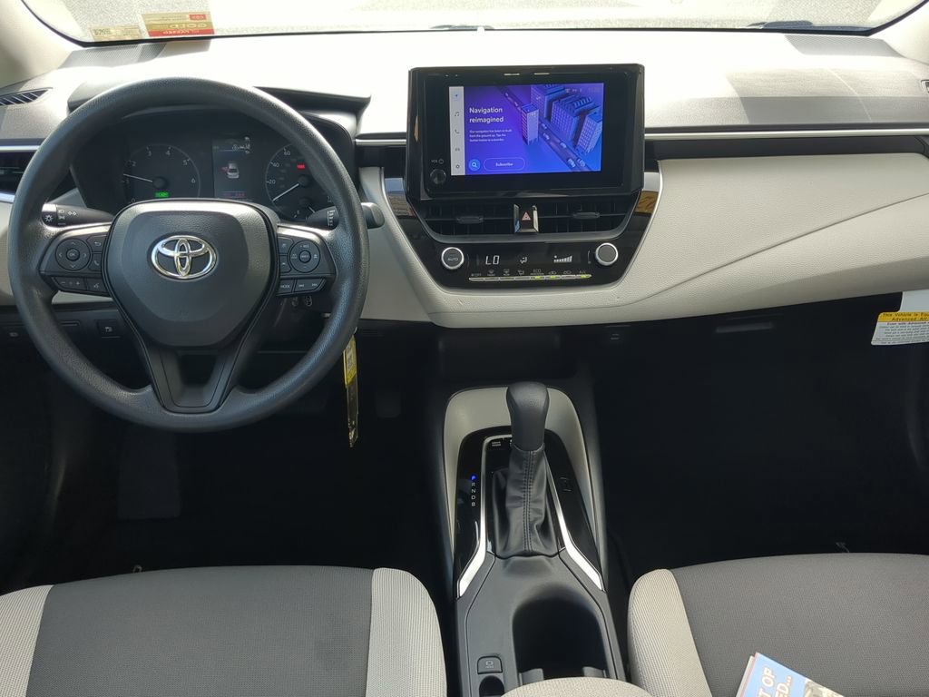 Used 2024 Toyota Corolla LE image 21