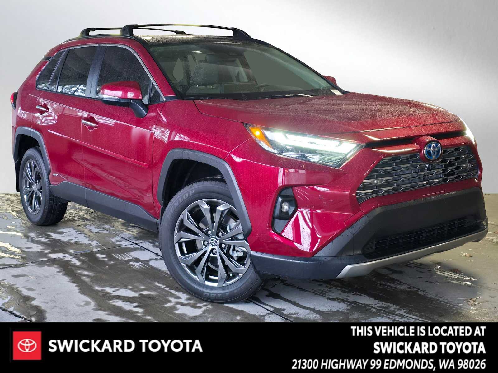 Used 2024 Toyota RAV4 Limited image 1