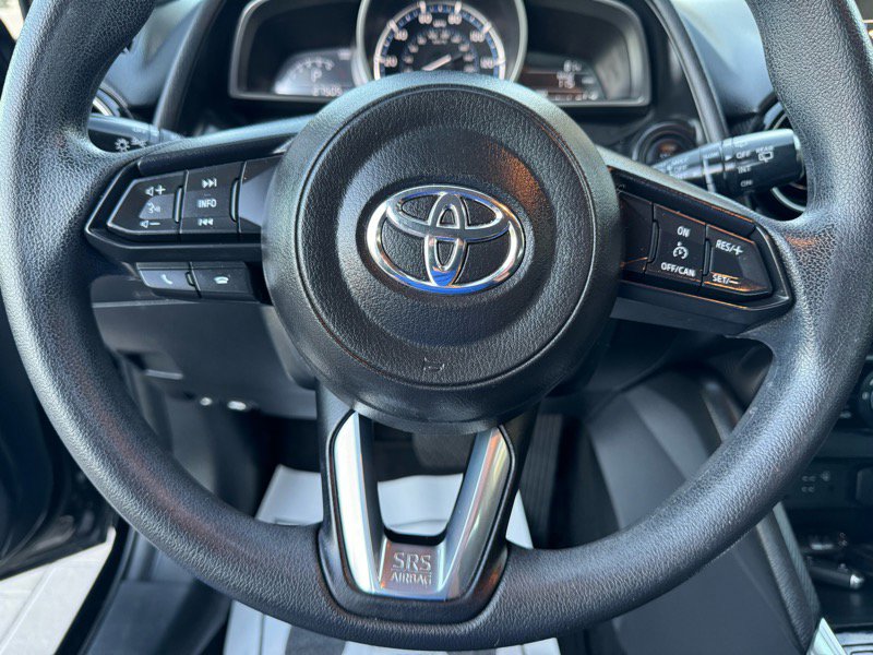 Used 2020 Toyota Yaris LE image 18