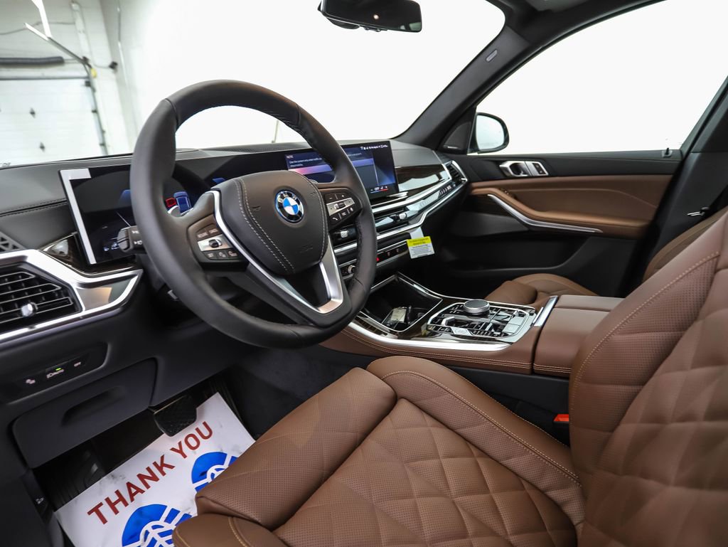 New 2026 BMW X5 xDrive50e w/ Premium Package image 10