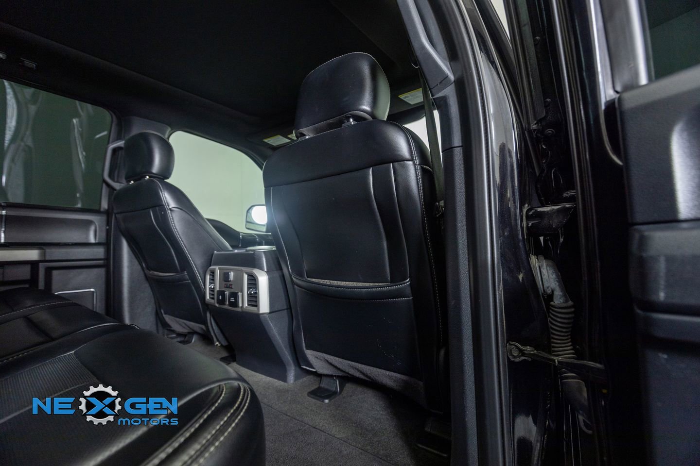 Used 2020 Ford F150 Lariat w/ Equipment Group 502A Luxury image 32