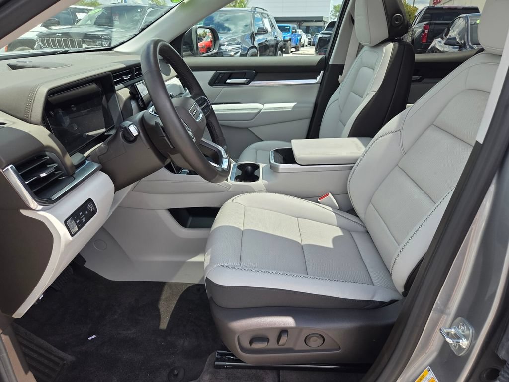 Used 2026 GMC Terrain Denali AWD/4WD image 5