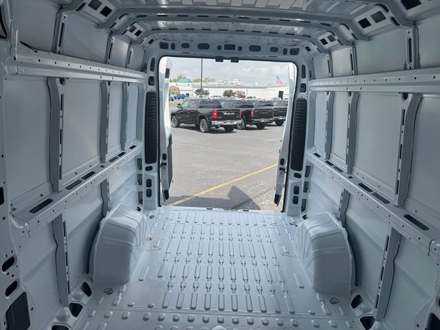 New 2026 RAM ProMaster 3500 w/ Convenience Group image 18