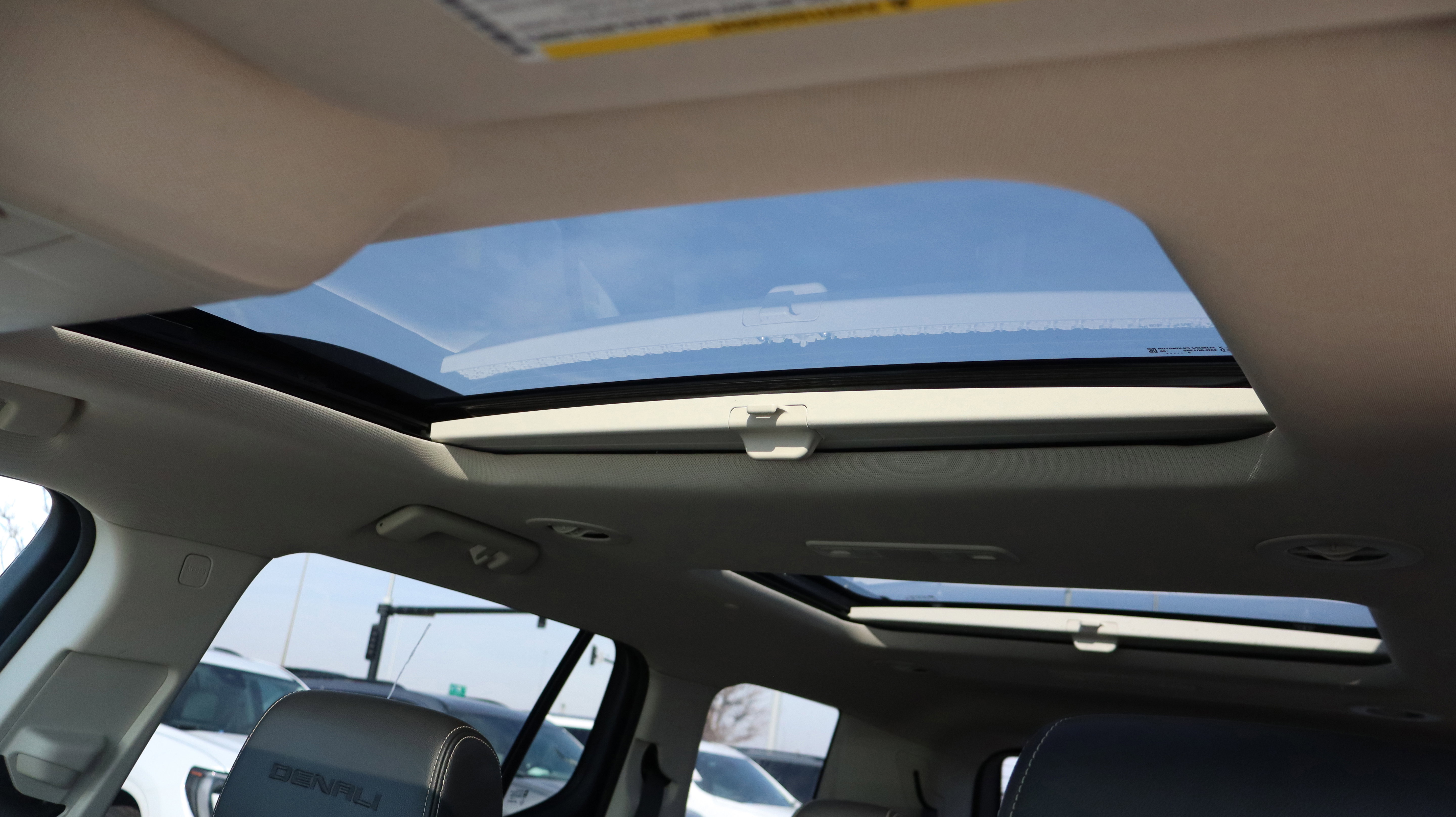 Certified 2023 GMC Acadia Denali w/ Denali Ultimate Package image 20