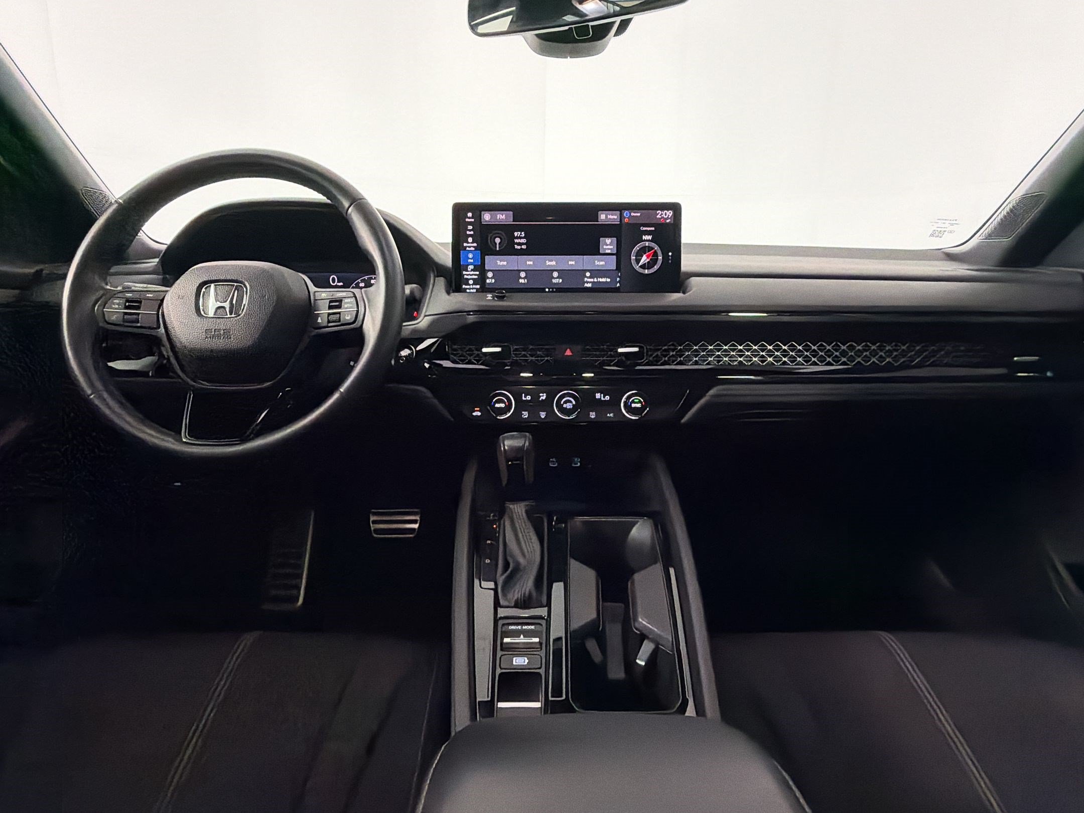 Used 2023 Honda Accord Sport image 14