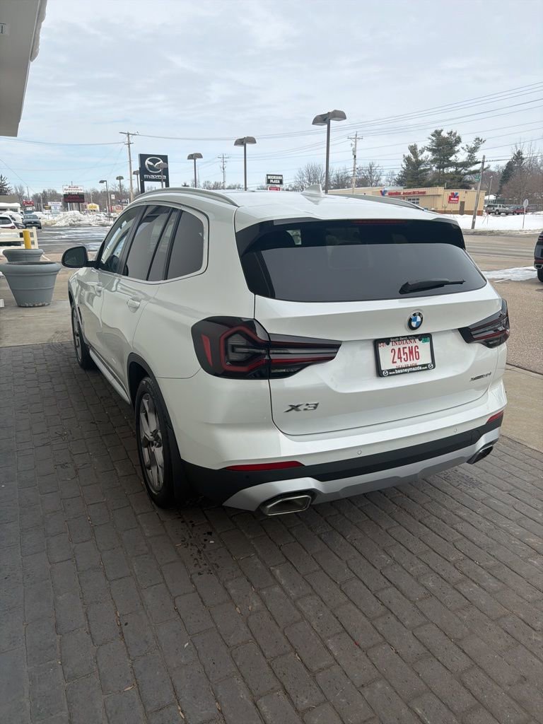 Used 2024 BMW X3 xDrive30i w/ Premium Package w/ZPA image 7