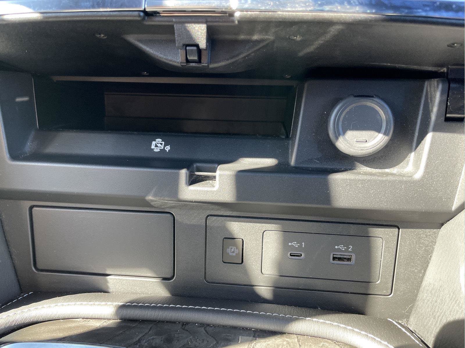 Used 2023 INFINITI QX80 Sensory w/ All-Season Package AWD/4WD image 33