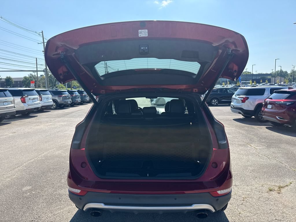 Used 2018 Lincoln MKC Reserve w/ Lincoln MKC Climate Package AWD/4WD image 9
