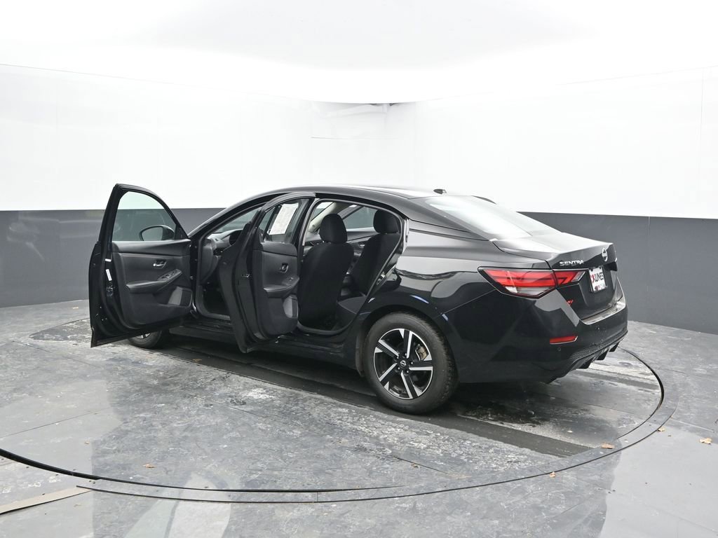 Used 2024 Nissan Sentra SV FWD image 44