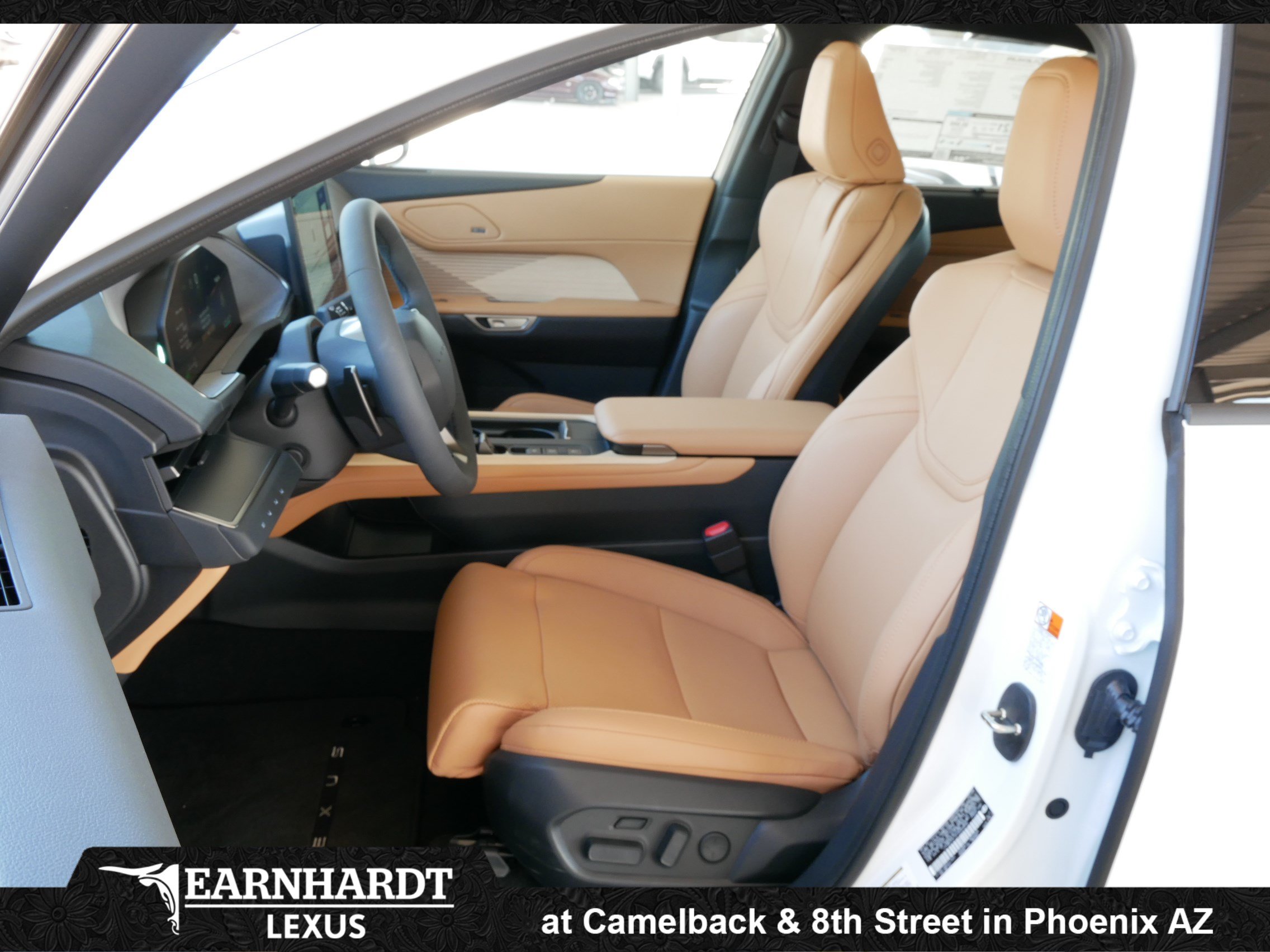 New 2026 Lexus ES 350e w/ Executive Package FWD image 2