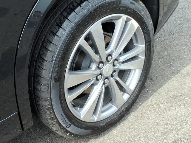 Certified 2025 Cadillac XT6 Premium Luxury w/ Platinum Package AWD/4WD image 9