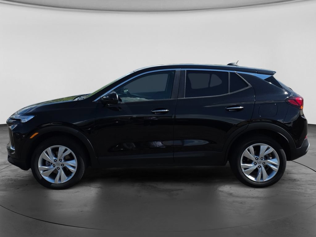 Used 2025 Buick Encore GX Preferred AWD/4WD image 6