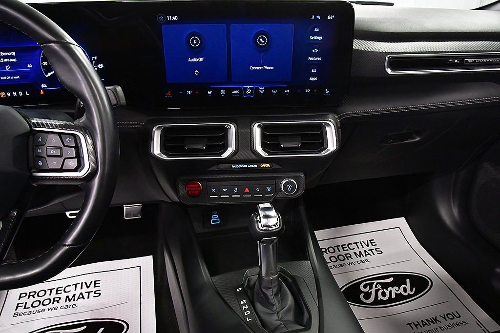 Used 2025 Ford Mustang Premium image 21
