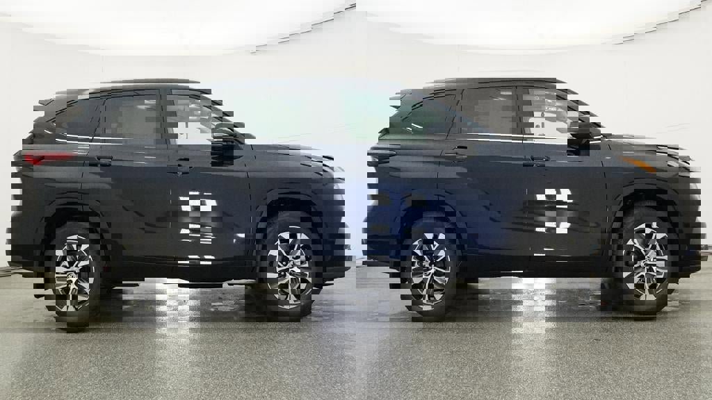 New 2026 Toyota Highlander XLE image 27
