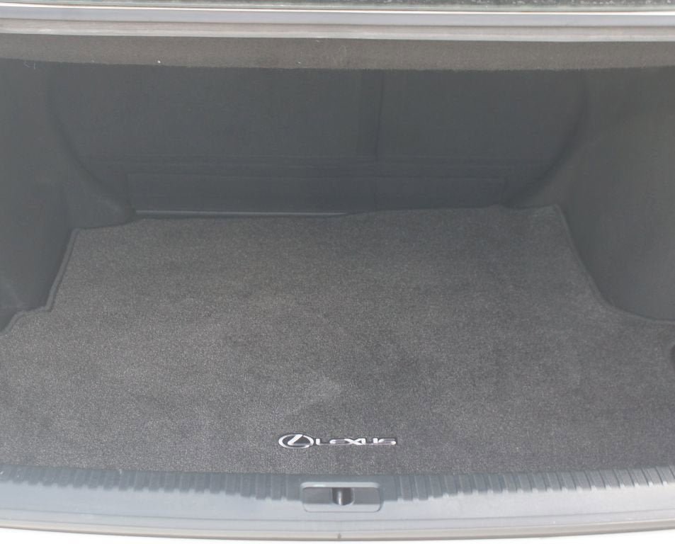 Used 2016 Lexus IS 200t RWD image 16