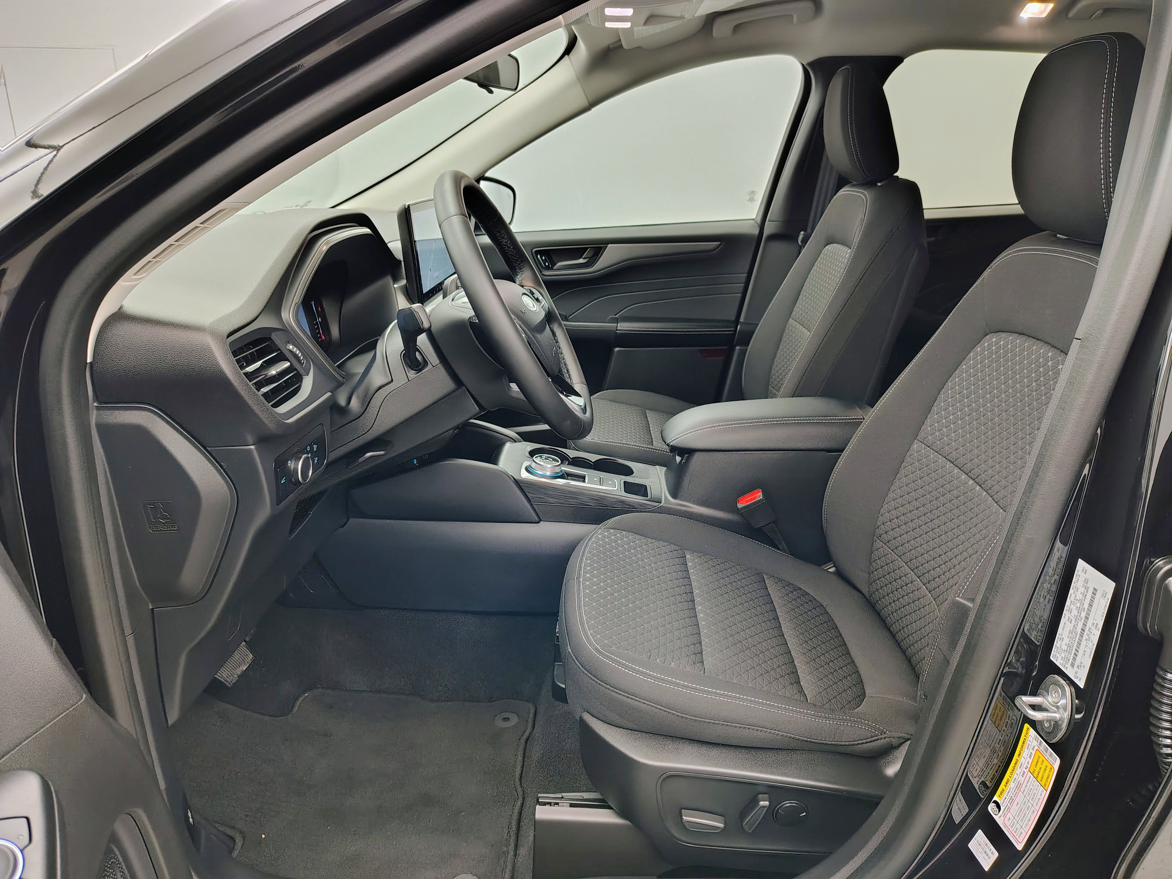 Used 2023 Ford Escape Active w/ Tech Pack #1 image 24