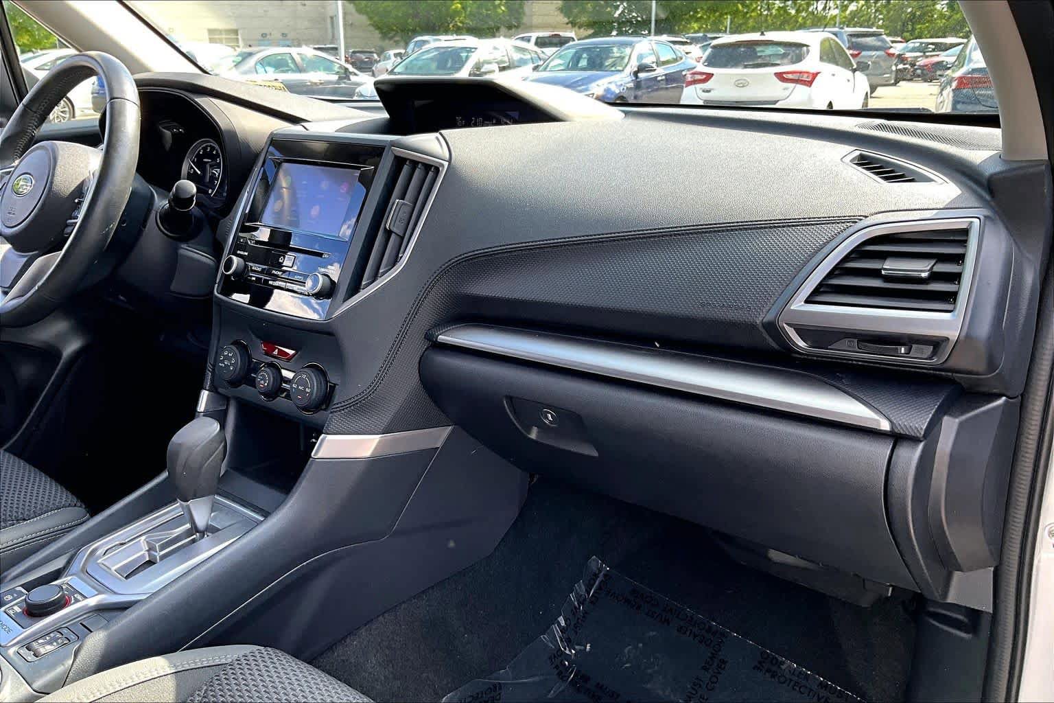 Used 2022 Subaru Forester Premium AWD/4WD image 19