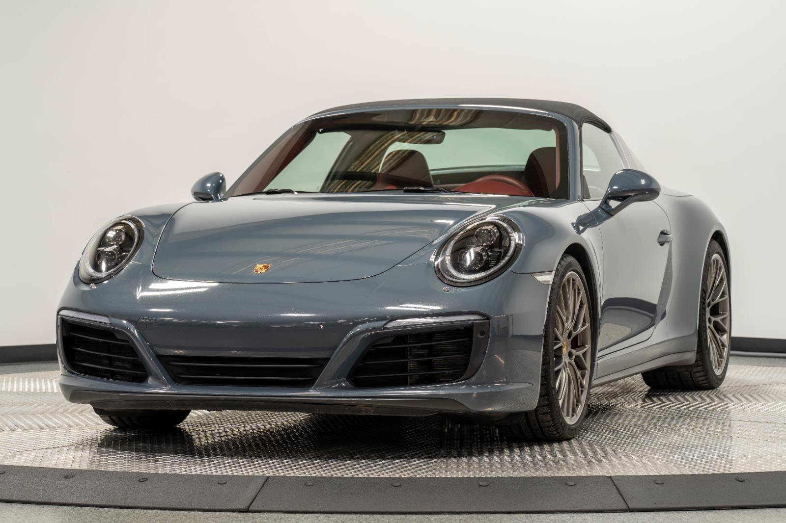 Used 2017 Porsche 911 Targa 4S AWD/4WD image 7