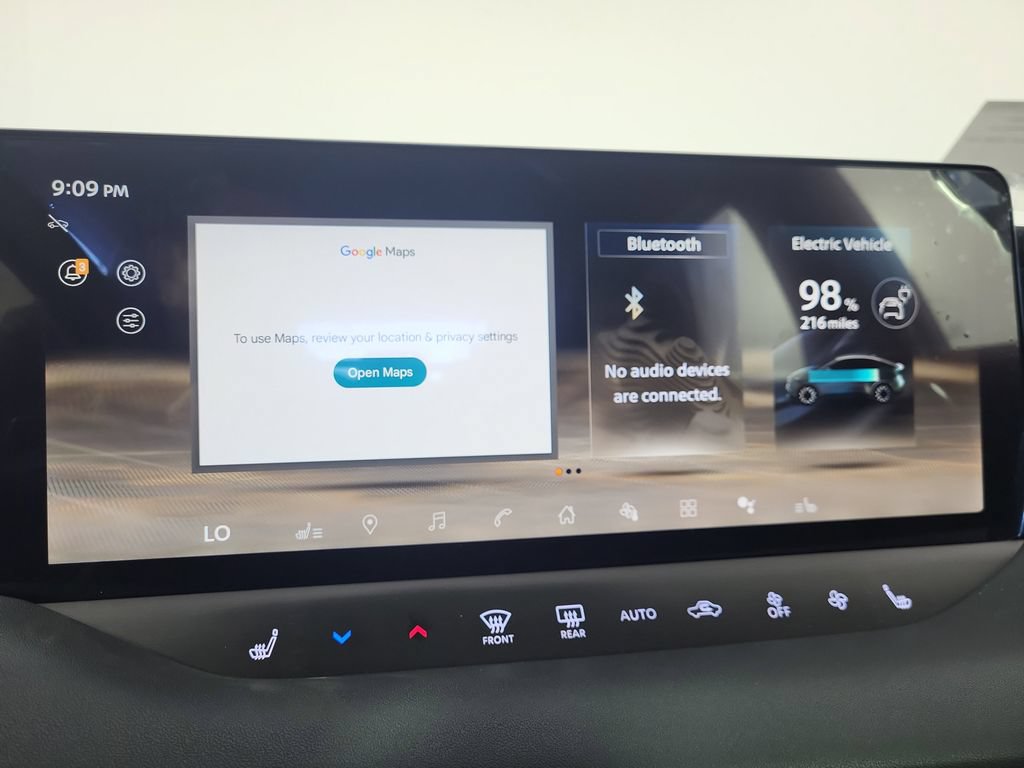 New 2026 Nissan Leaf SV+ w/ Floor Mat Package (SV+) FWD image 18