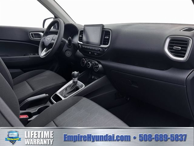 New 2026 Hyundai Venue SE FWD image 15