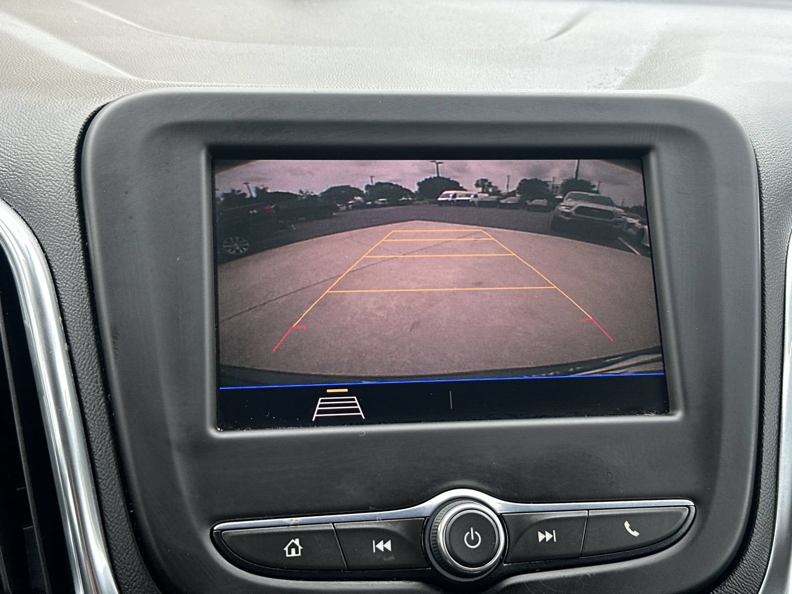 Used 2021 Chevrolet Equinox LT FWD image 27