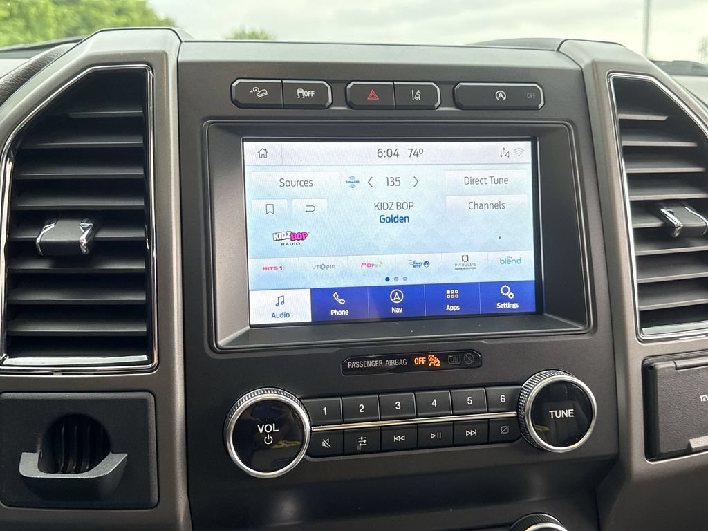 Used 2020 Ford Expedition Max XLT w/ Equipment Group 202A AWD/4WD image 12