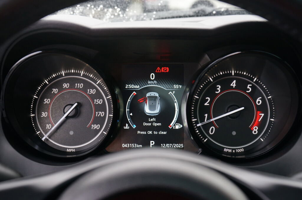 Used 2017 Jaguar F-TYPE S image 18