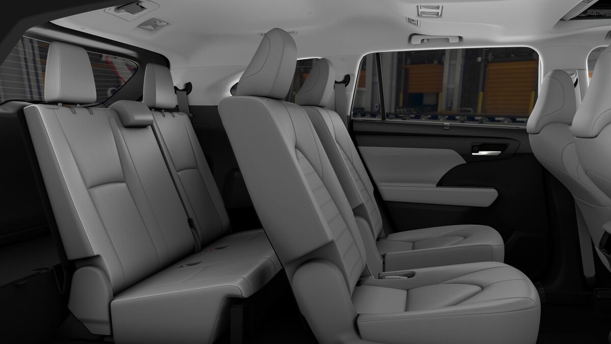 New 2026 Toyota Highlander XLE image 21