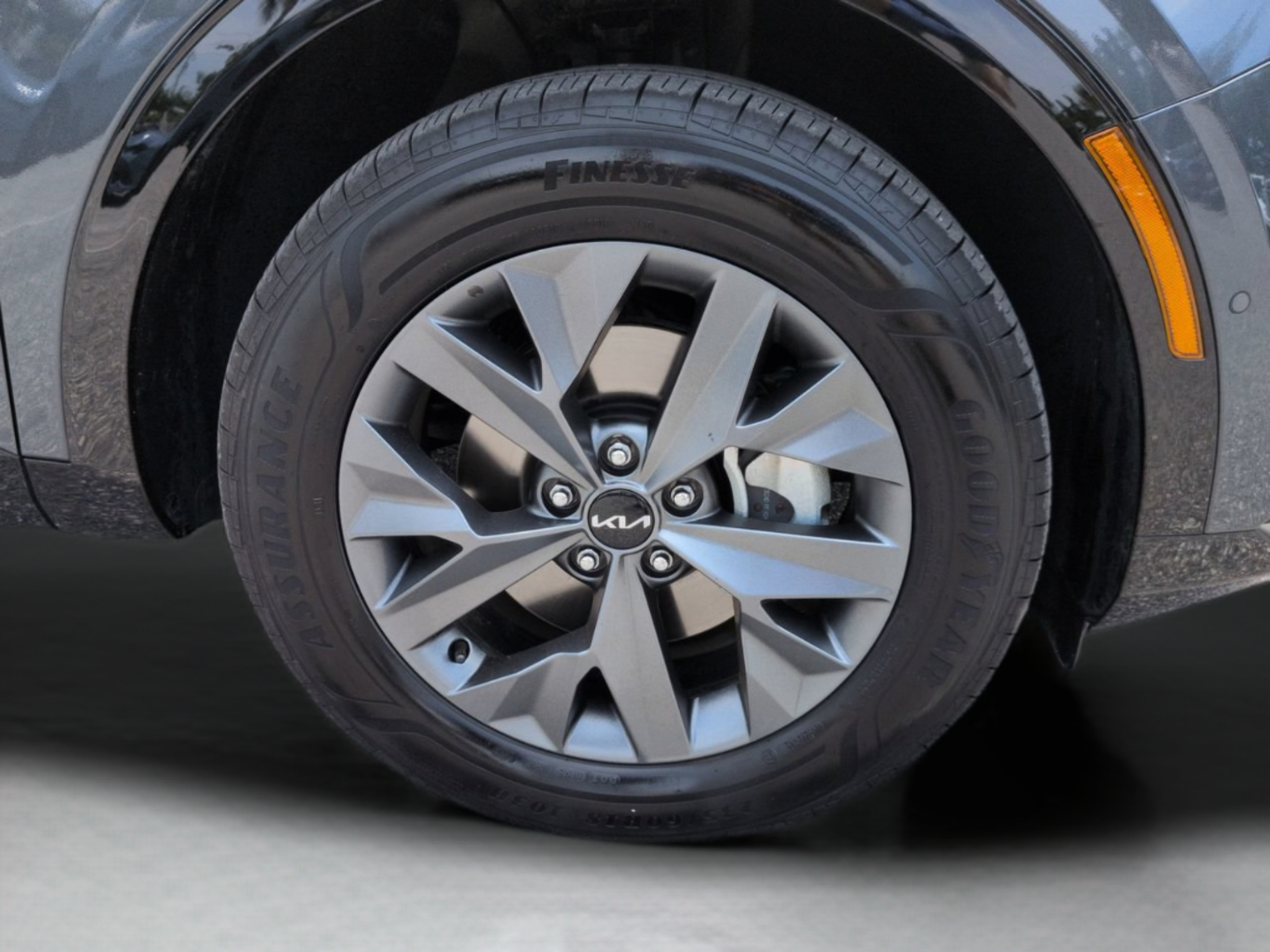 Certified 2025 Kia Sportage SX Prestige AWD/4WD image 13
