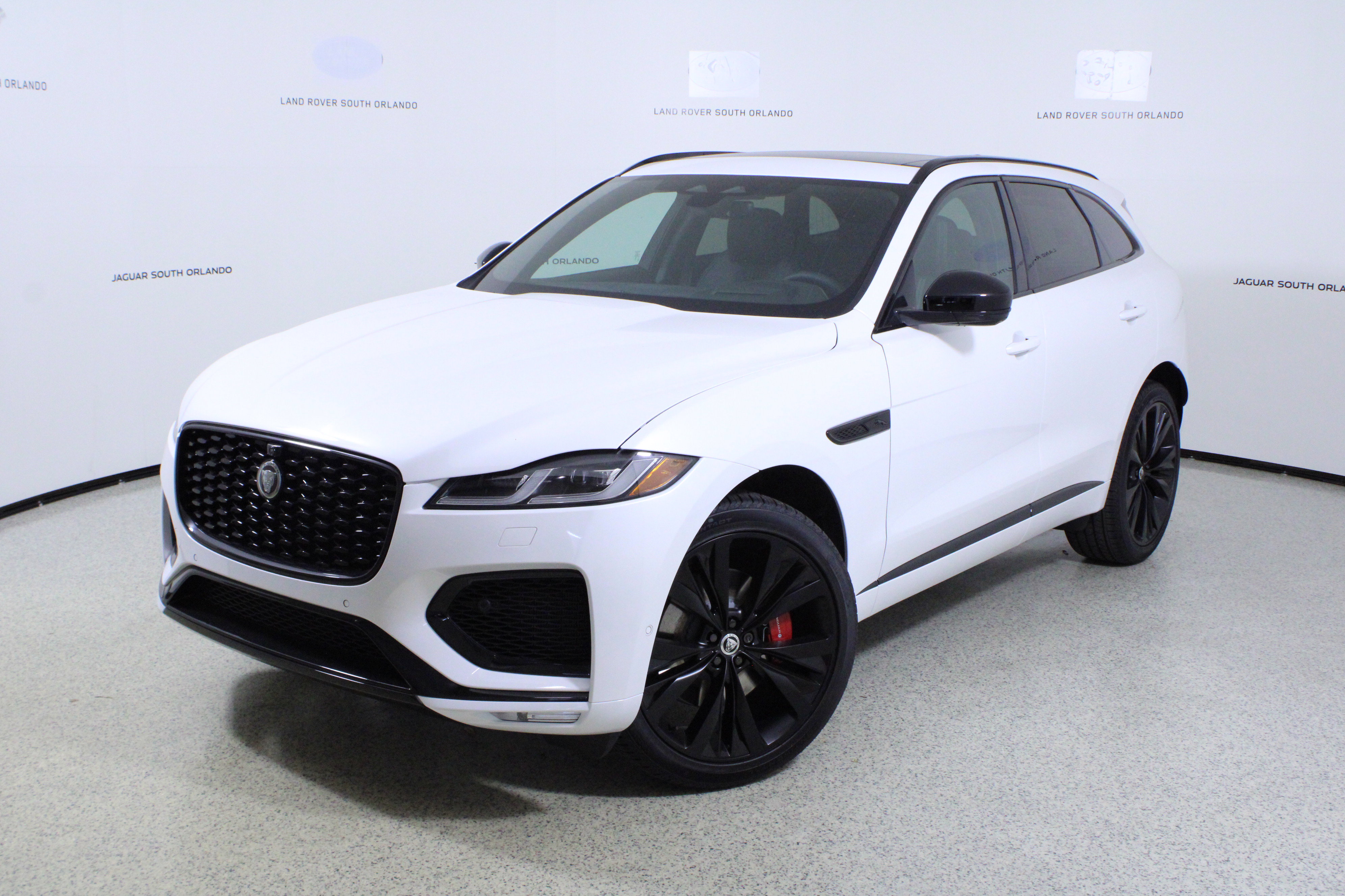 New 2026 Jaguar F-PACE R-Dynamic S