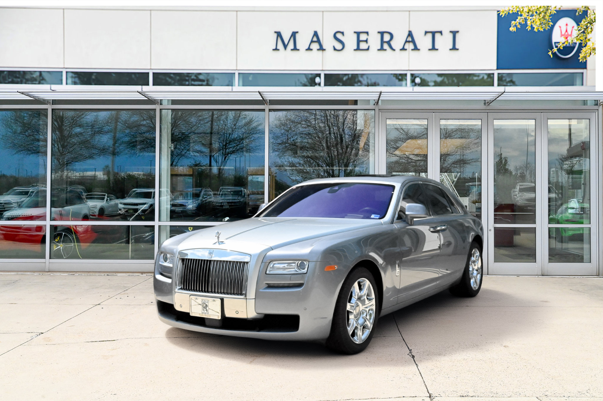 Used 2013 Rolls-Royce Ghost RWD image 1