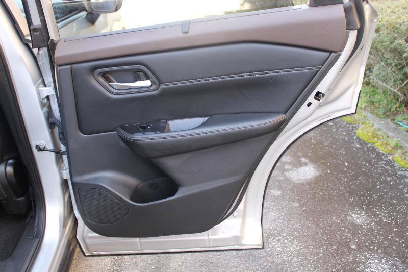 Used 2022 Nissan Rogue SV w/ SV Premium Package FWD image 15