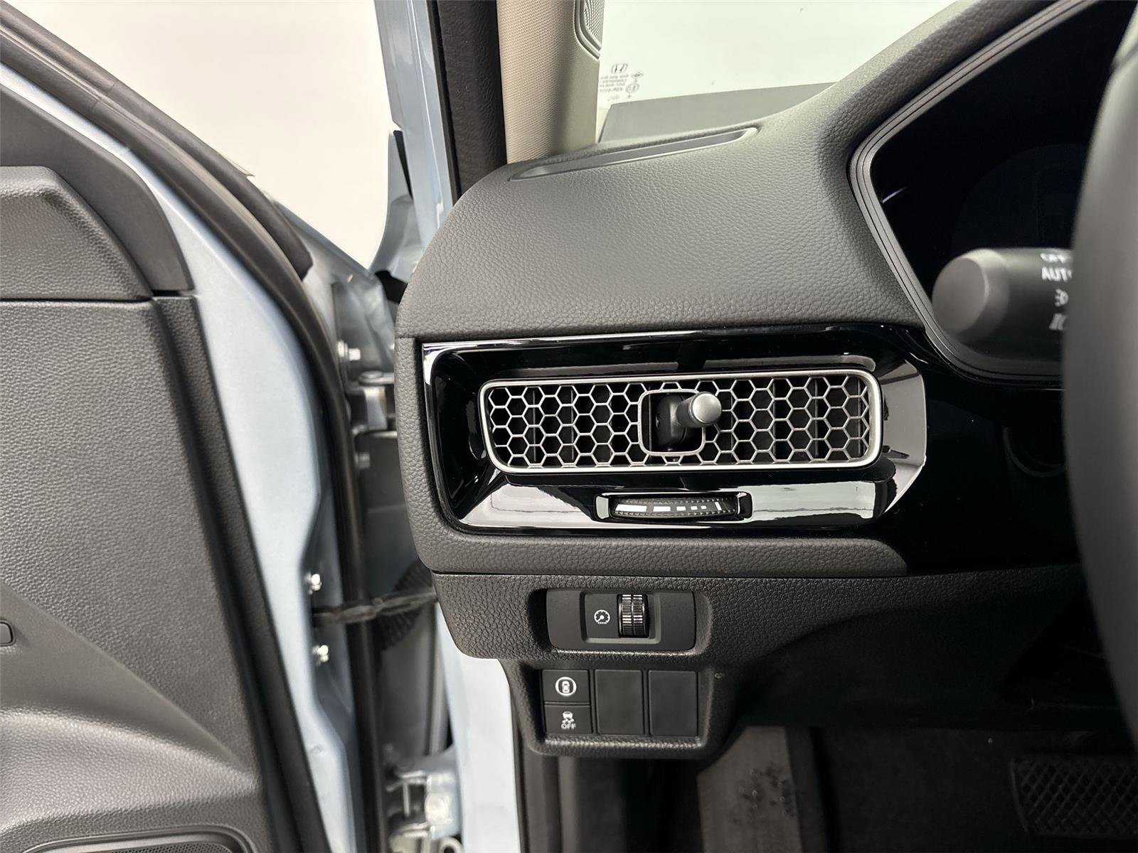 Used 2023 Honda Civic EX image 31