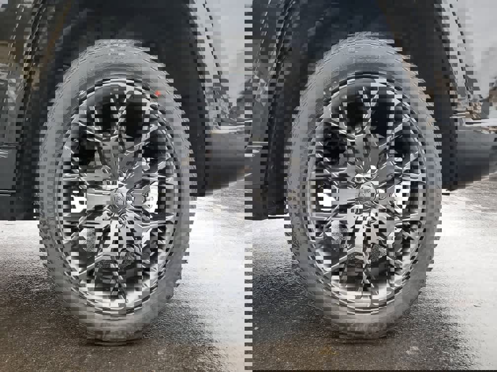 Used 2025 Jeep Grand Cherokee Summit w/ Obsidian Package image 9