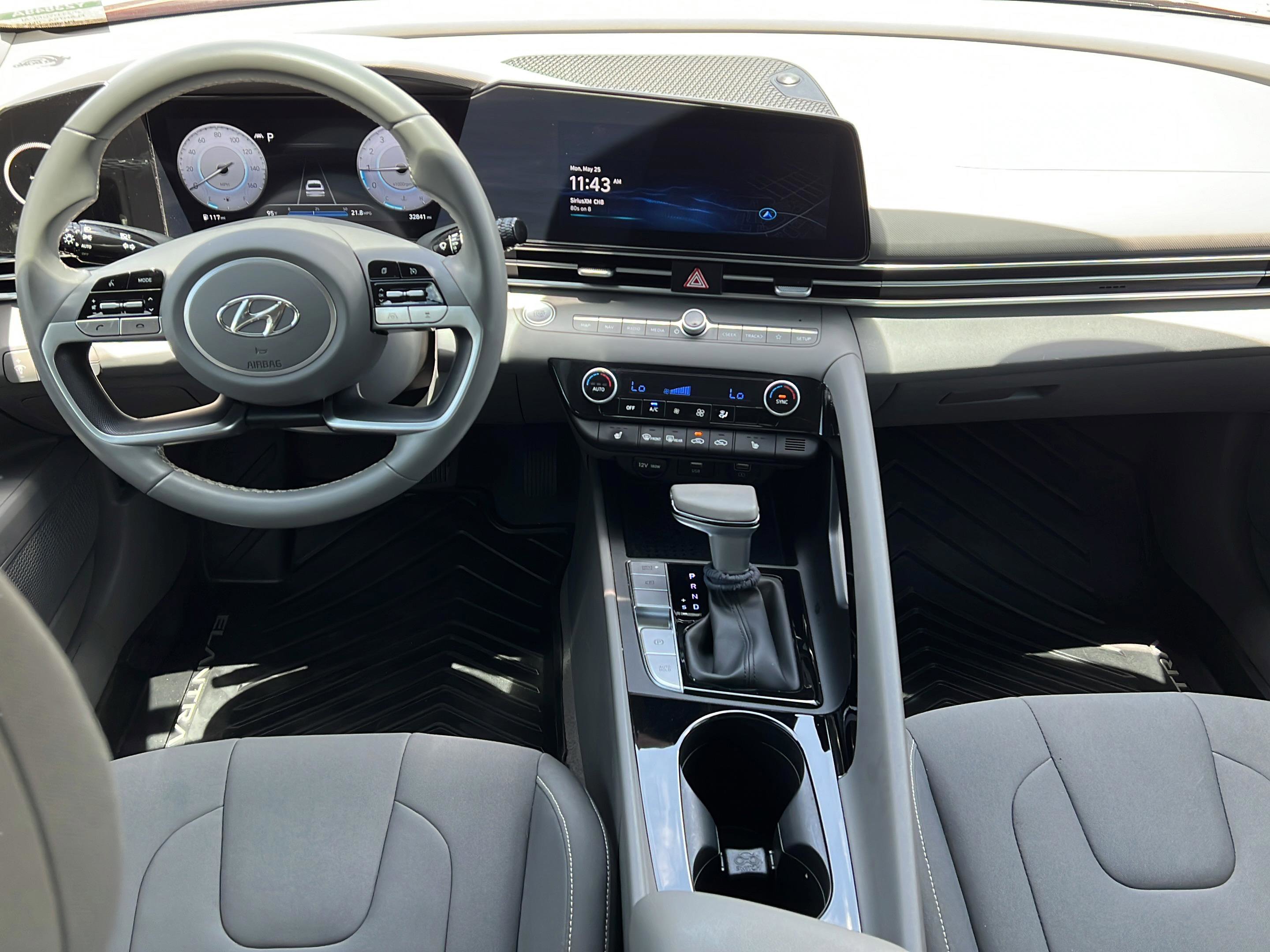 Certified 2023 Hyundai Elantra SEL w/ Convenience Package FWD image 10
