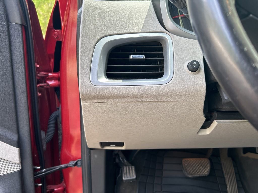 Used 2013 Chevrolet Equinox LTZ image 24