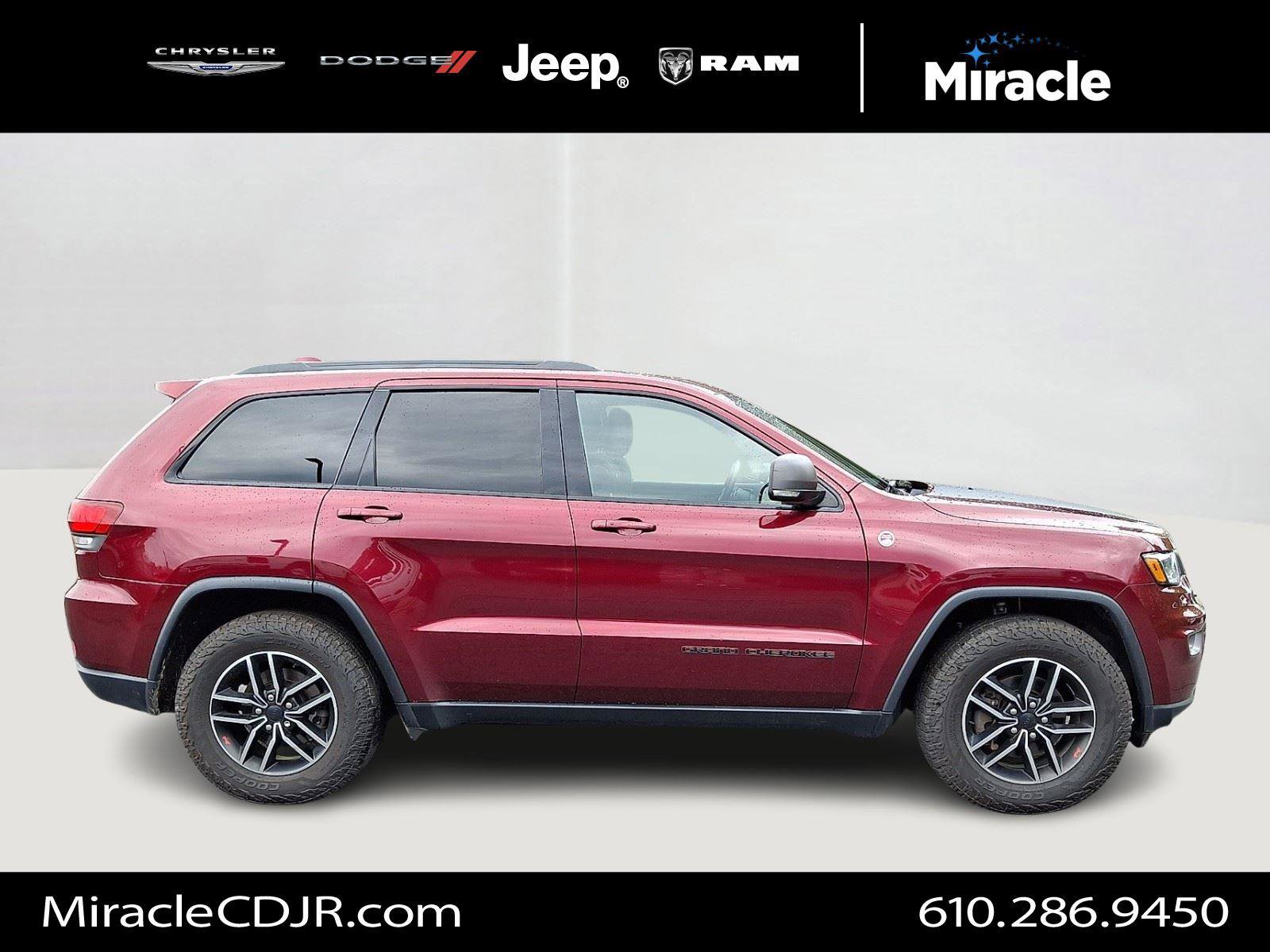 Used 2019 Jeep Grand Cherokee Trailhawk w/ Trailhawk Luxury Group AWD/4WD image 7